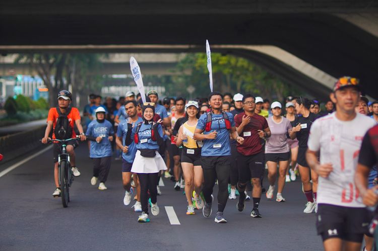 Race photo from NU SKIN RUNNING CLUB