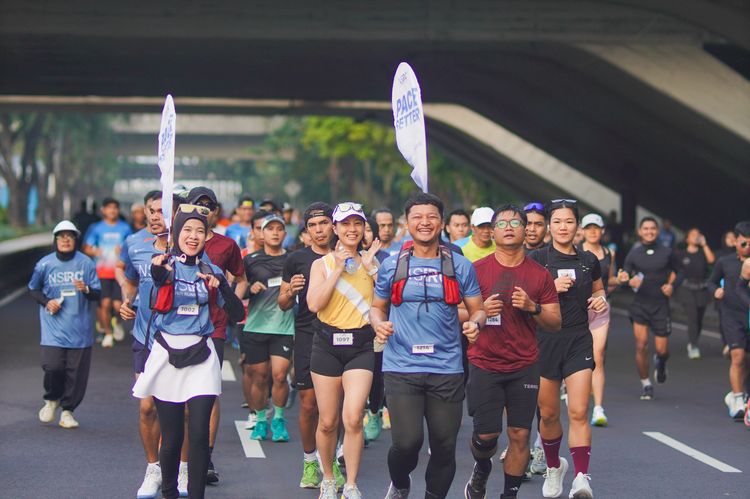 Race photo from NU SKIN RUNNING CLUB