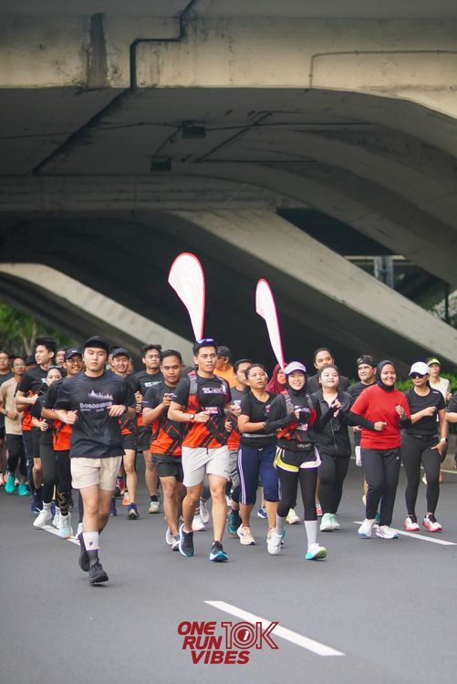 Race photo from ONE RUN 10K VIBES JAKARTA