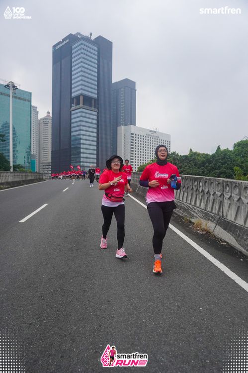 Race photo from Smartfren Run 2025 Vibes