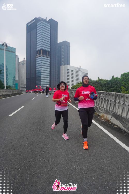 Race photo from Smartfren Run 2025 Vibes