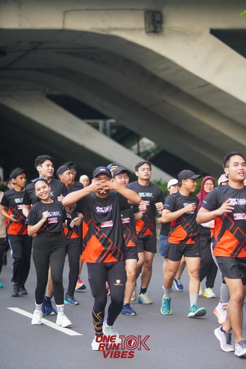 Race photo from ONE RUN 10K VIBES JAKARTA