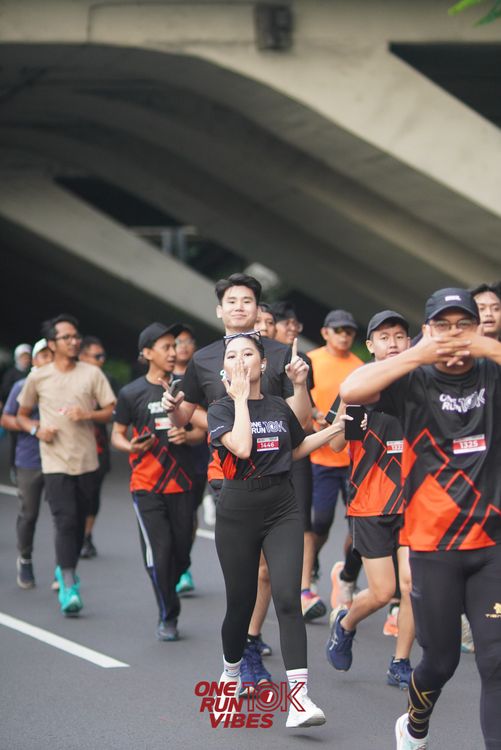 Race photo from ONE RUN 10K VIBES JAKARTA