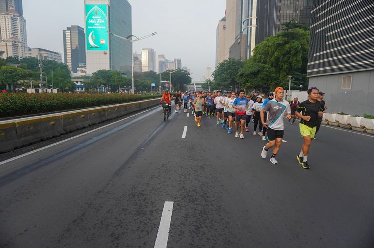 Race photo from NU SKIN RUNNING CLUB