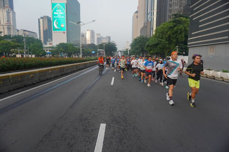 Race photo from NU SKIN RUNNING CLUB