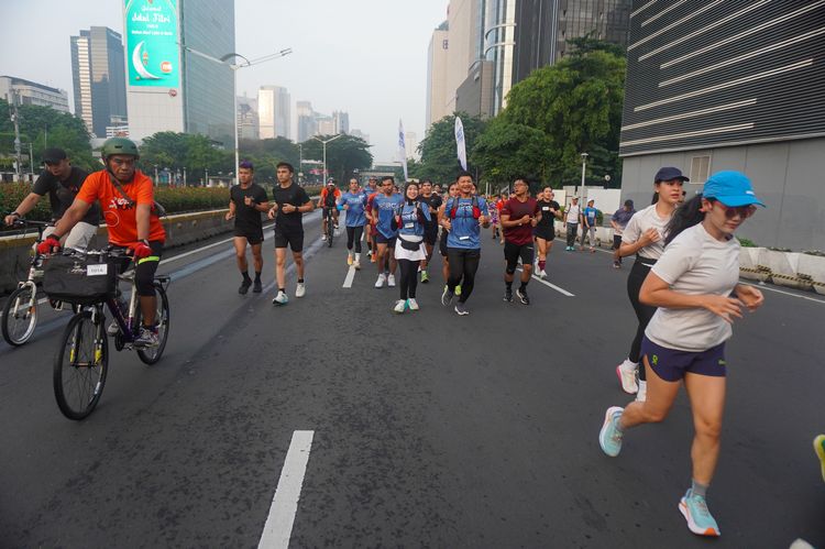 Race photo from NU SKIN RUNNING CLUB