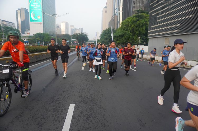 Race photo from NU SKIN RUNNING CLUB