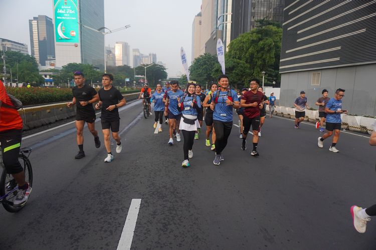 Race photo from NU SKIN RUNNING CLUB