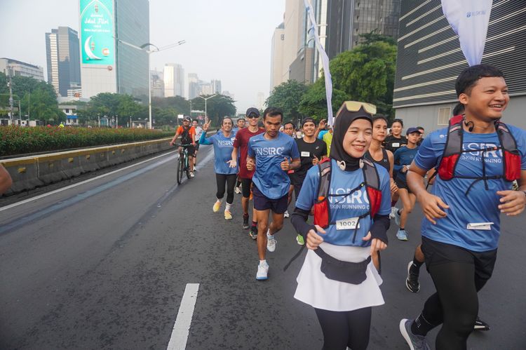 Race photo from NU SKIN RUNNING CLUB