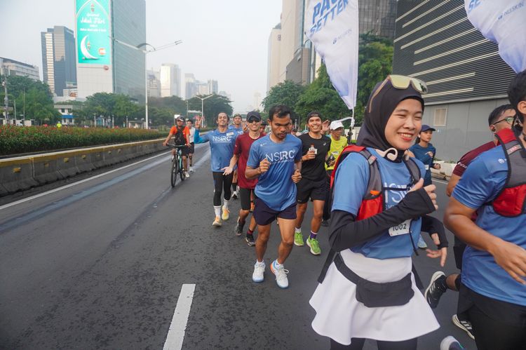 Race photo from NU SKIN RUNNING CLUB