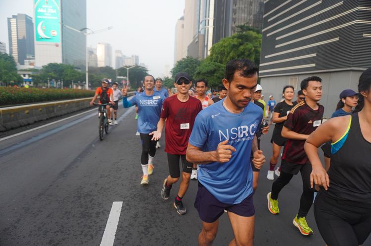 Race photo from NU SKIN RUNNING CLUB