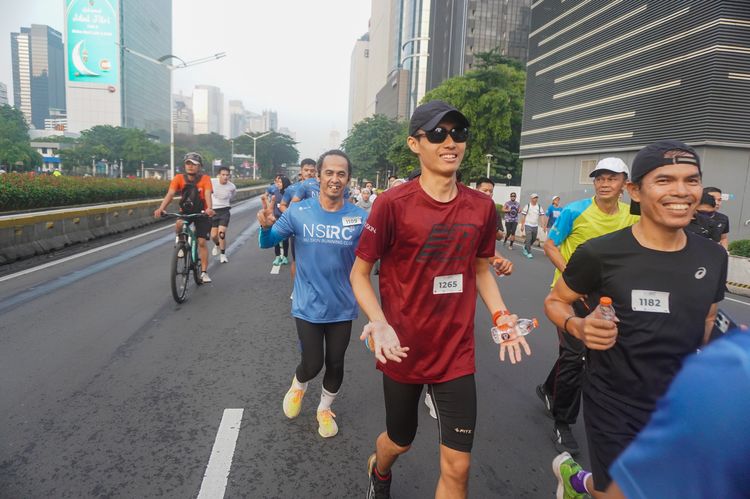 Race photo from NU SKIN RUNNING CLUB