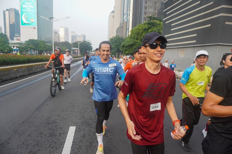 Race photo from NU SKIN RUNNING CLUB