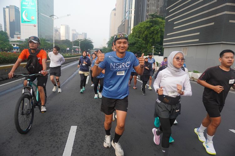 Race photo from NU SKIN RUNNING CLUB