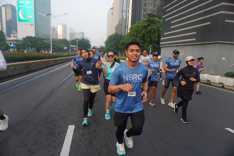 Race photo from NU SKIN RUNNING CLUB