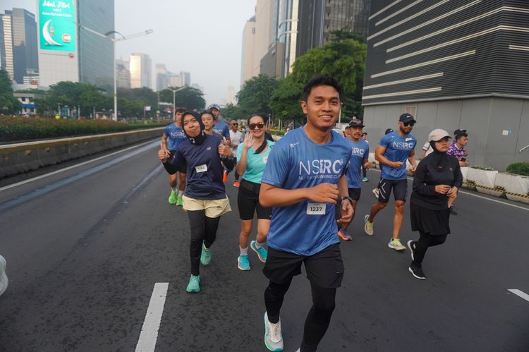 Race photo from NU SKIN RUNNING CLUB