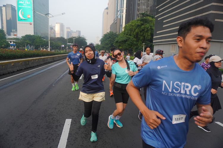 Race photo from NU SKIN RUNNING CLUB