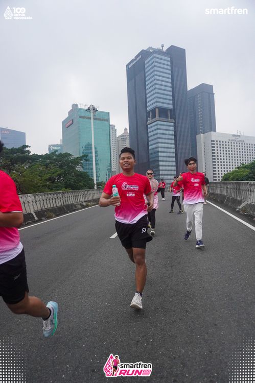 Race photo from Smartfren Run 2025 Vibes
