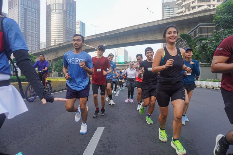 Race photo from NU SKIN RUNNING CLUB