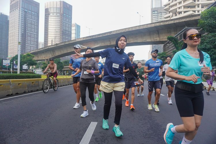 Race photo from NU SKIN RUNNING CLUB