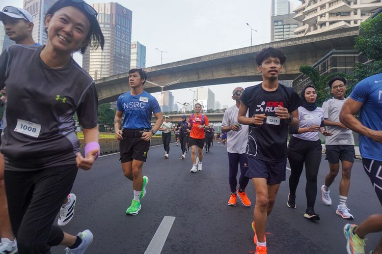 Race photo from NU SKIN RUNNING CLUB