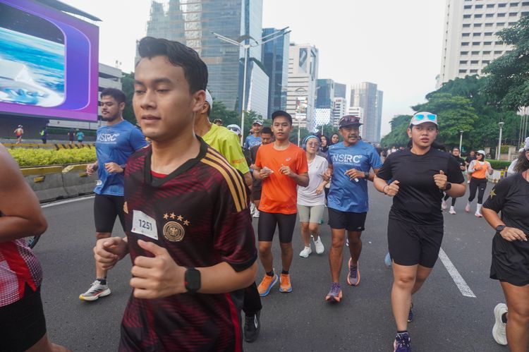 Race photo from NU SKIN RUNNING CLUB