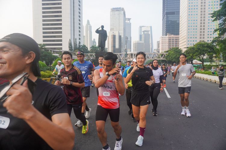 Race photo from NU SKIN RUNNING CLUB