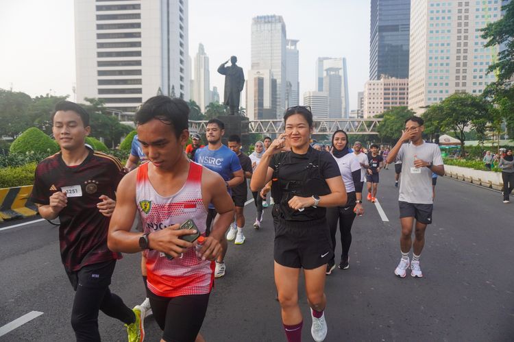 Race photo from NU SKIN RUNNING CLUB
