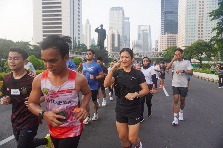 Race photo from NU SKIN RUNNING CLUB
