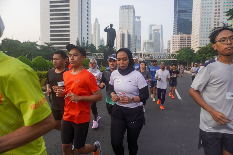 Race photo from NU SKIN RUNNING CLUB