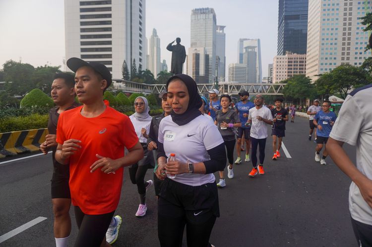 Race photo from NU SKIN RUNNING CLUB