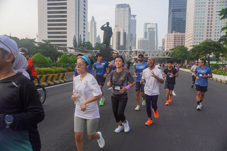 Race photo from NU SKIN RUNNING CLUB