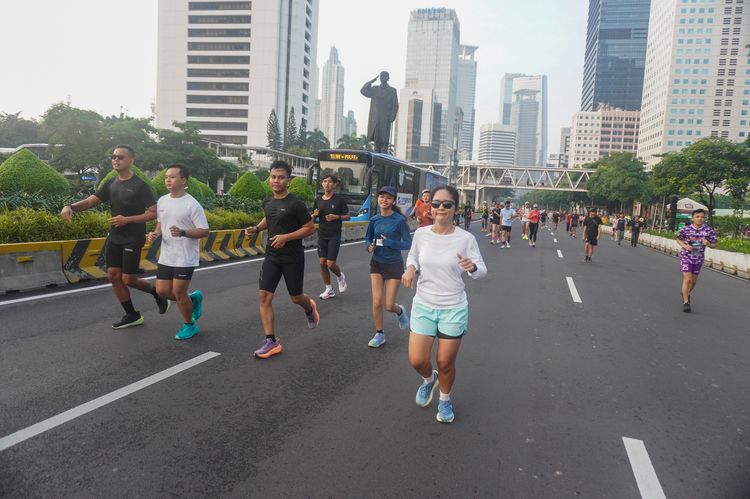 Race photo from NU SKIN RUNNING CLUB