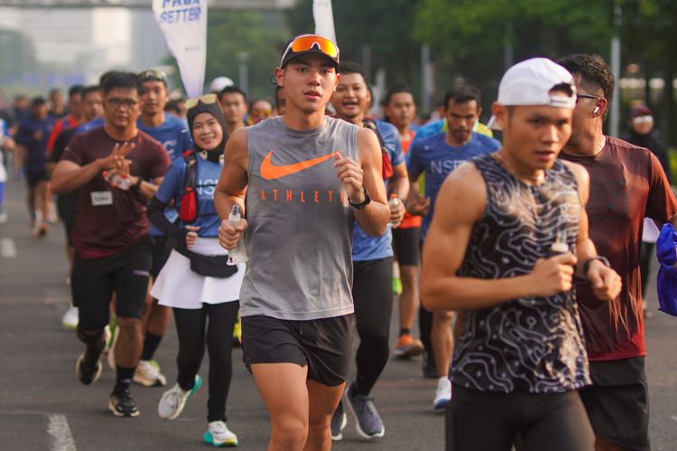 Race photo from NU SKIN RUNNING CLUB