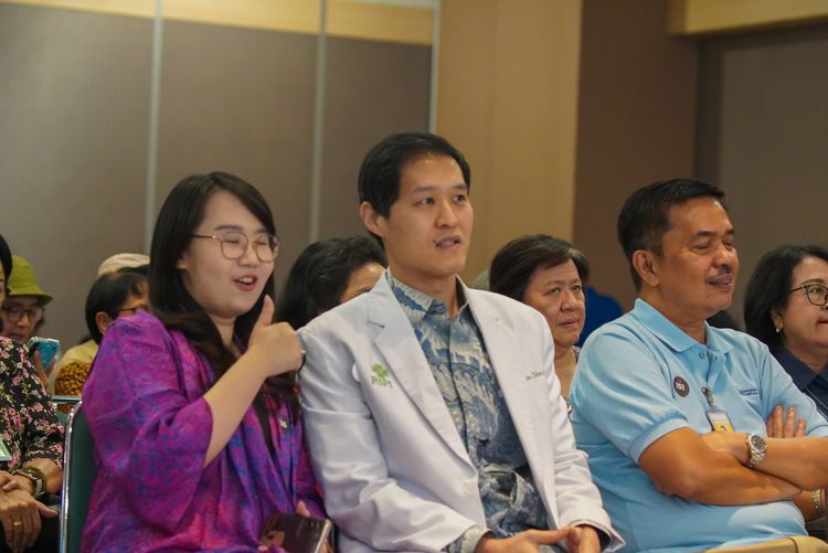Race photo from Seminar Kesehatan : Coba Dengar Keluhan Tulang Kita