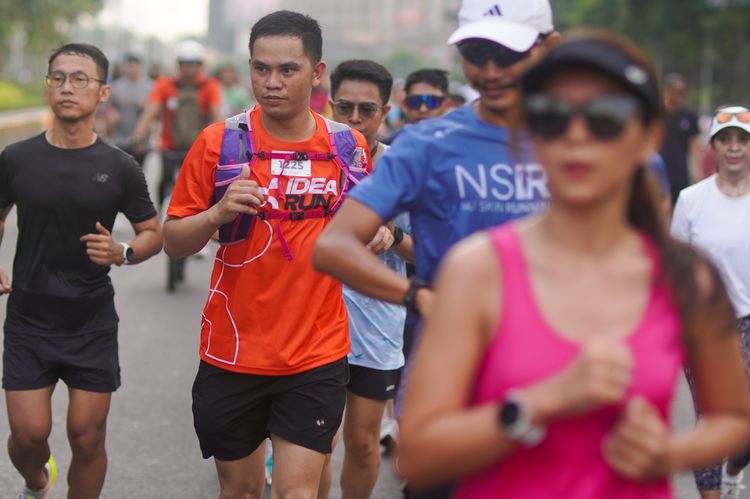 Race photo from NU SKIN RUNNING CLUB