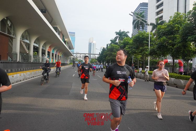 Race photo from ONE RUN 10K VIBES JAKARTA