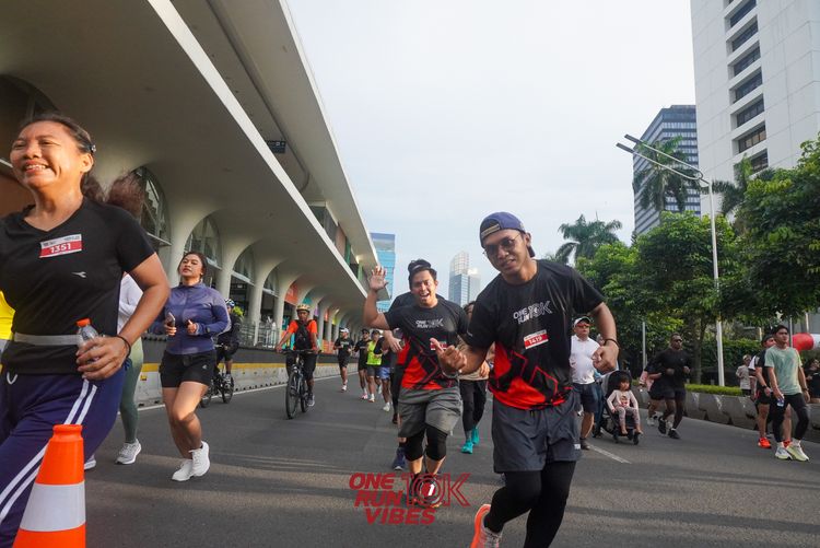 Race photo from ONE RUN 10K VIBES JAKARTA