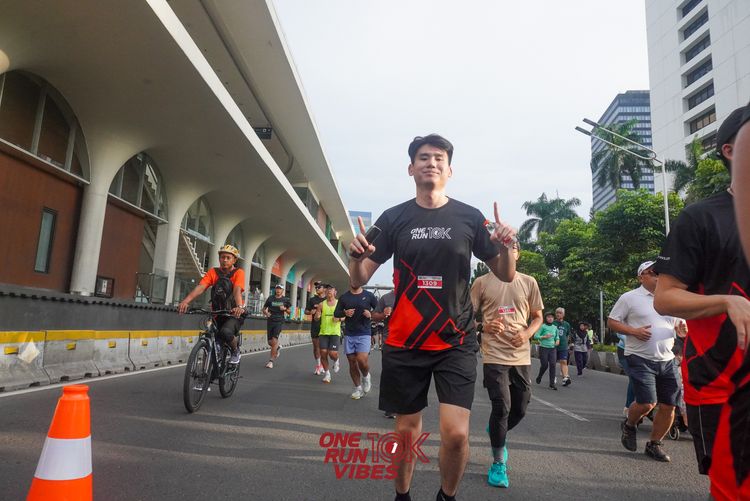 Race photo from ONE RUN 10K VIBES JAKARTA