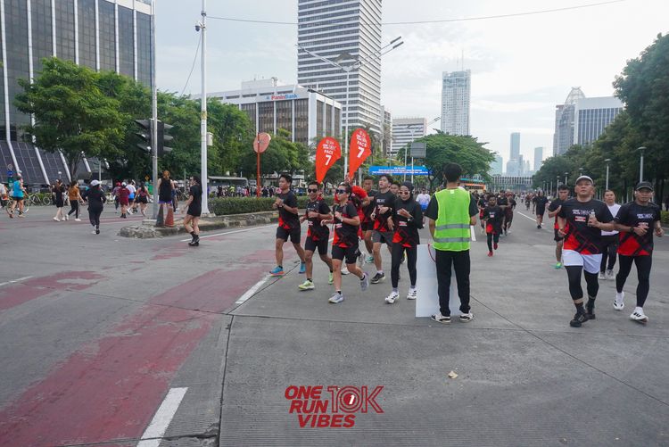 Race photo from ONE RUN 10K VIBES JAKARTA