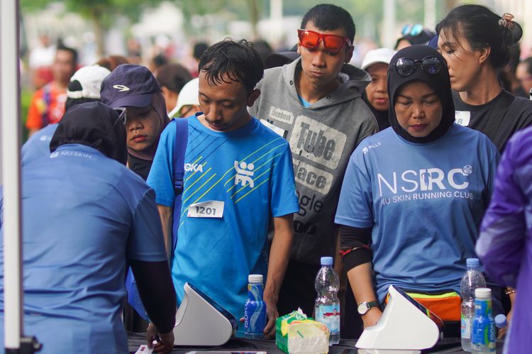 Race photo from NU SKIN RUNNING CLUB
