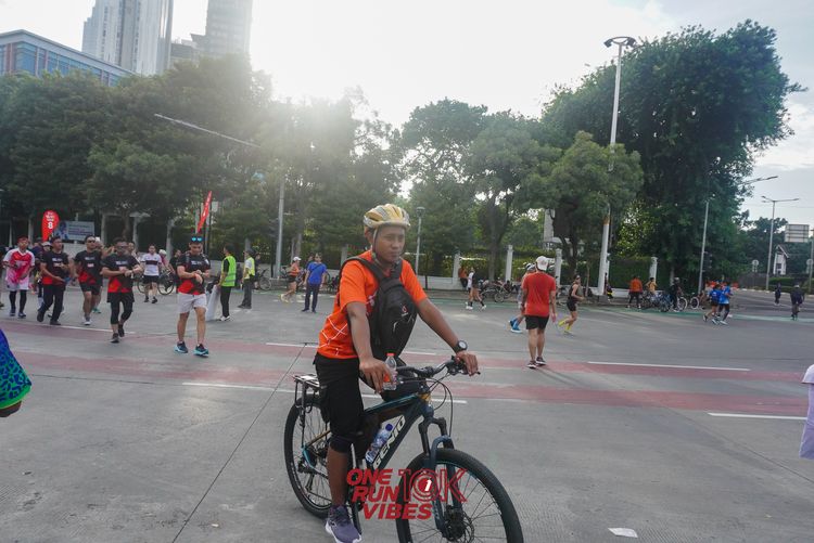 Race photo from ONE RUN 10K VIBES JAKARTA