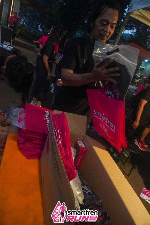 Race photo from Shakeout Run - Smartfren Run