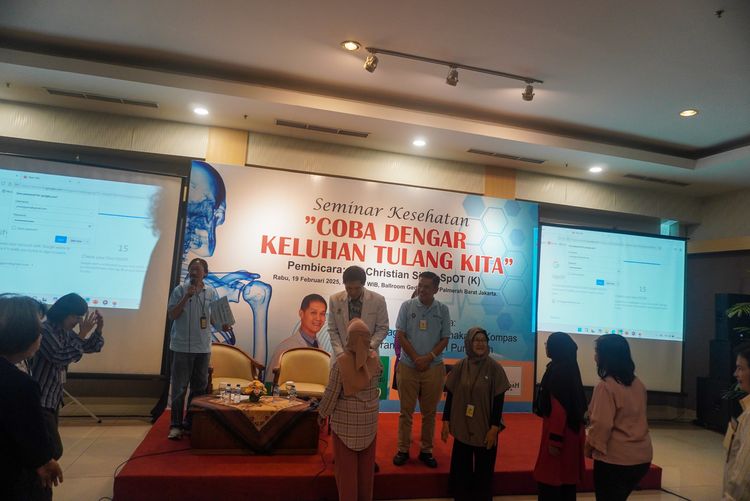 Race photo from Seminar Kesehatan : Coba Dengar Keluhan Tulang Kita