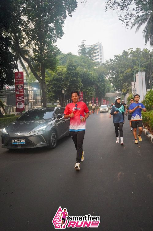 Race photo from Shakeout Run - Smartfren Run