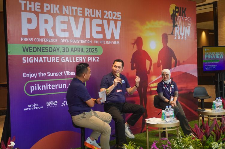 Race photo from PIK NITE RUN VIBES