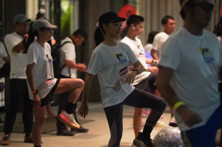 Race photo from PIK NITE RUN VIBES