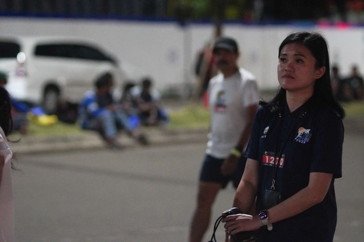 Race photo from PIK NITE RUN VIBES