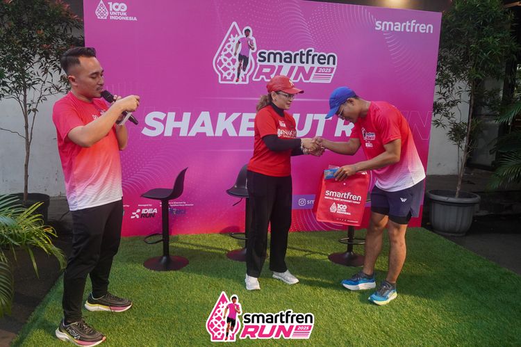 Race photo from Shakeout Run - Smartfren Run