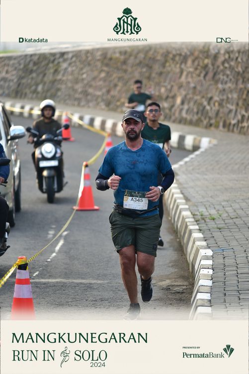 Race photo from Mangkunegaran Run 2024